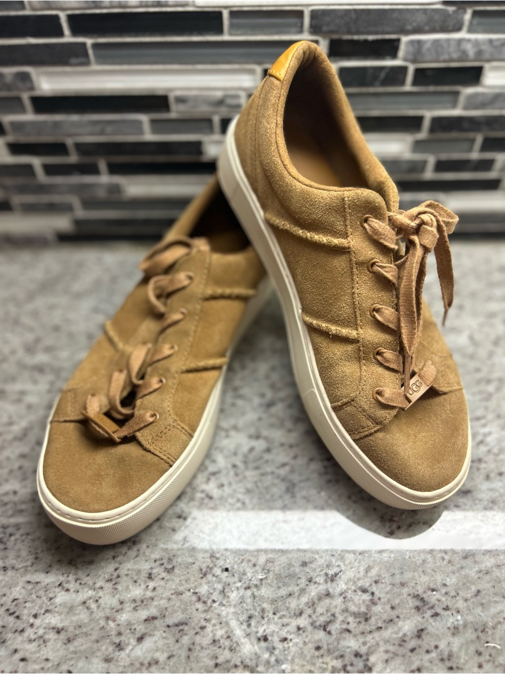 UGG womens Tan Suede Low-Top Sneakers size 9.5